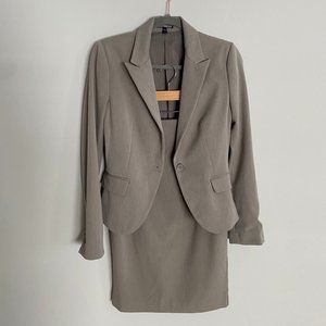 Express Blazer Pencil Skirt Suit Set Taupe Womens 2